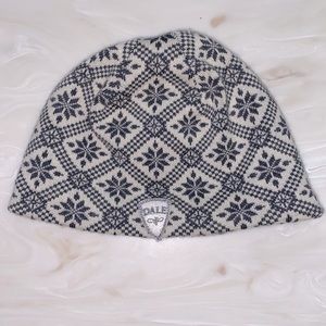 Dale of Norway Christiana print wool fair isle snowflake beanie hat
